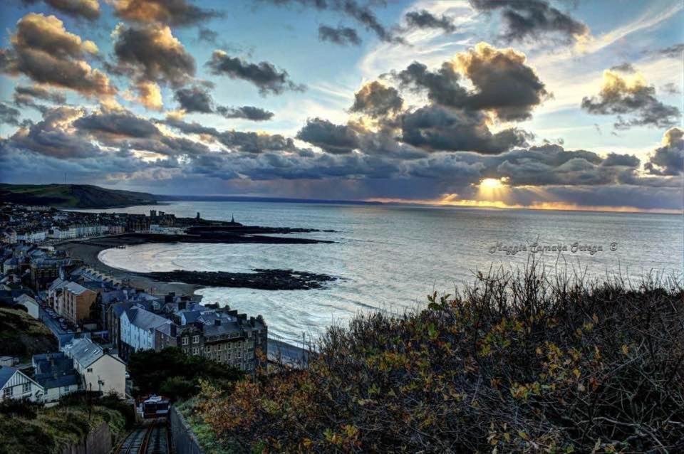 Lake View Romantic Retreat Aberystwyth Zewnętrze zdjęcie